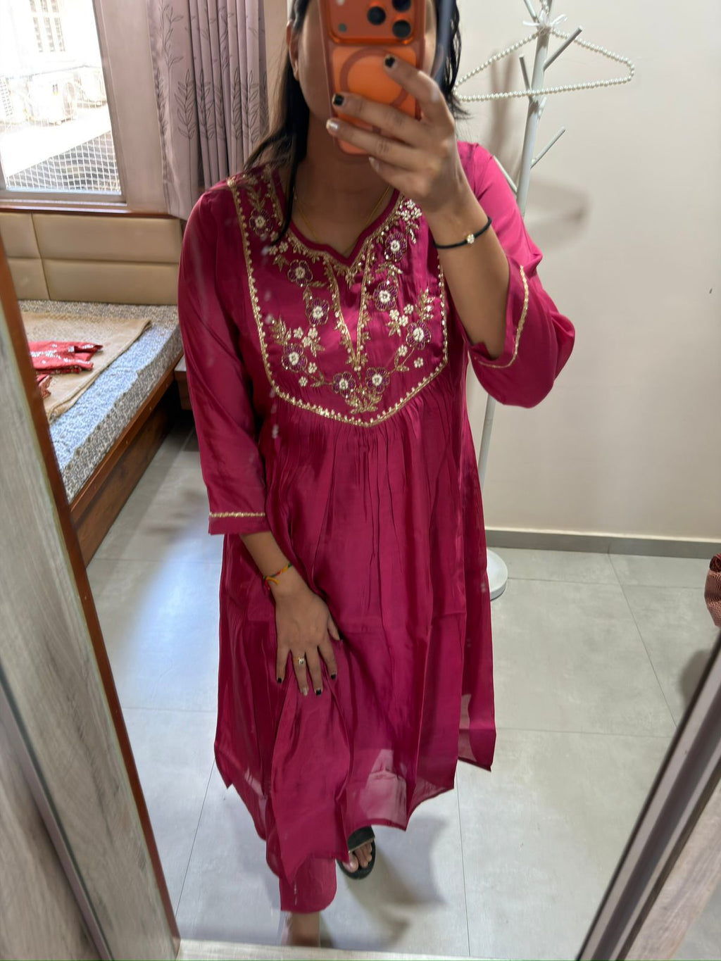 The Rani Zari Bloom Mul-Chanderi Anarkali